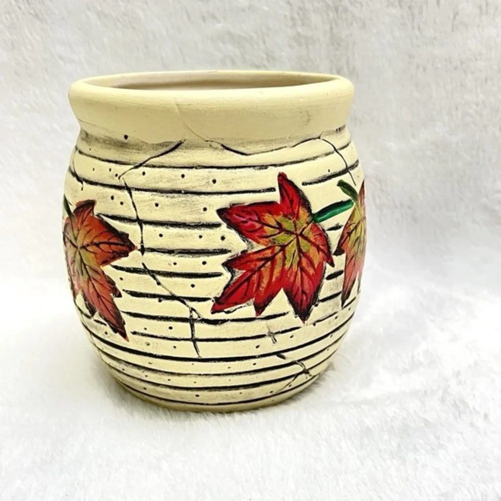 Heritage Pottery Vase Cream With Bright Orange‎ Leaves And Black Etching